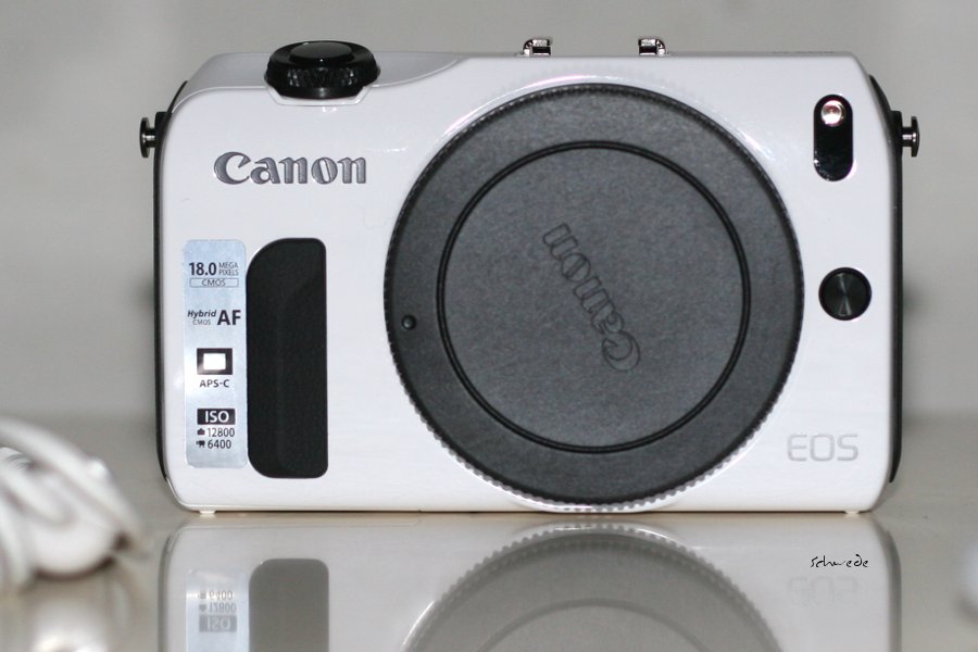 Canon Eos M