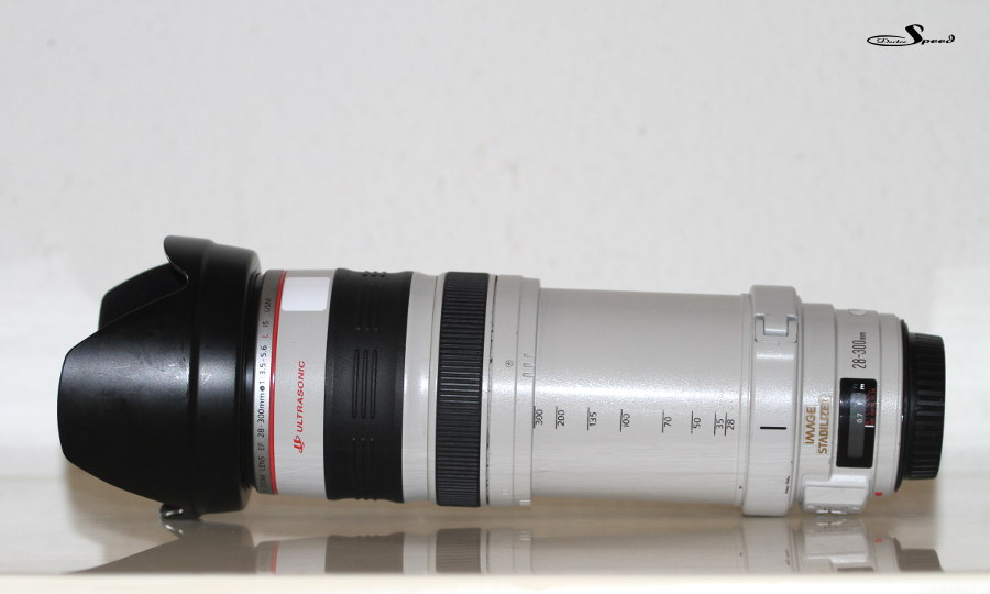 Canon EF 28-300mm 1:3,5-5,6L IS USM