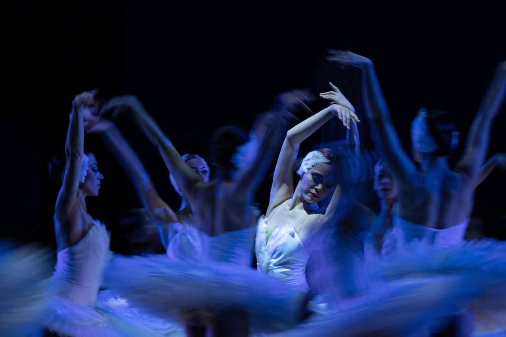 Schwanensee im Aalto Ballett Essen