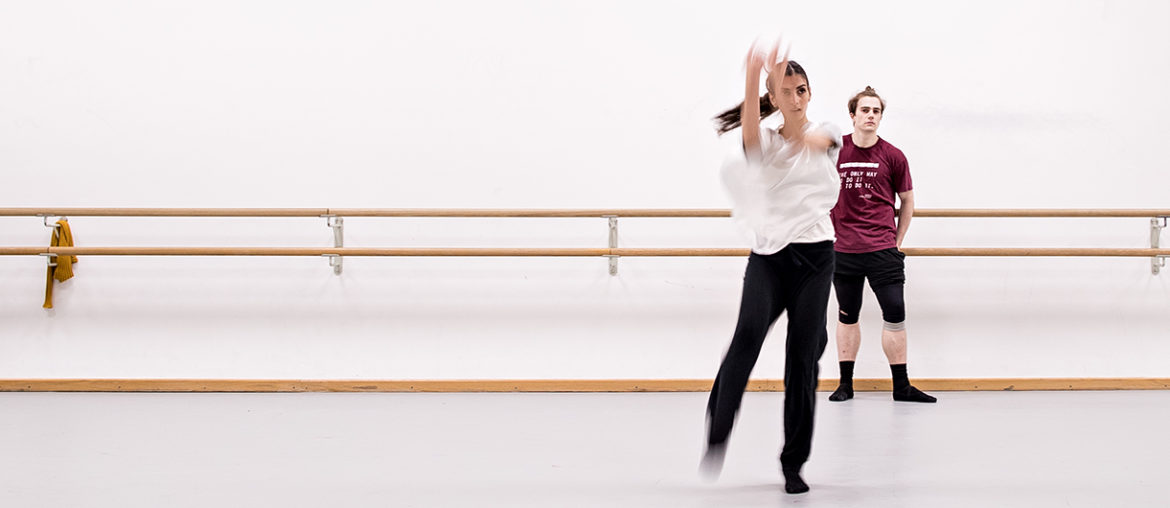 Proben im Aalto Ballet zu "Vibrations", Carla Colonna und Liam Blair