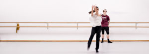 Proben im Aalto Ballet zu "Vibrations", Carla Colonna und Liam Blair