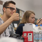 Schüler im Canon Young People Program