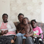 Eine afrikanische Flüchtlingsfamilie - Gewinnerfoto: Die 17 Ziele der UN, Canon Young People Programm, Hölderlin-Gymnasium Köln