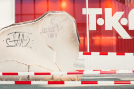 Leben im Lockdown – Flatterband gegen Blödheit